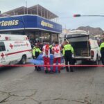 Muere aplastado adulto mayor por camión del servicio urbano; al querer abordar la unidad de transporte cayó al pavimento, para de esta manera ser atropellado.