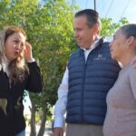 Entrega Toño Astiazarán tinacos en la colonia Altares; acompañado por el ex presidente de Hermosillo, Guatimoc Yberri González, visitó a familias de la colonia Altares beneficiadas con el programa.