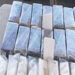 Detienen a 4 sujetos con 19 kilos de cocaína y metanfetamina; fueron asegurados cuando a bordo de un vehículo llegaban al Precos de Querobabi.