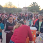Posada Navideña en la colonia Pesqueira; evento organizado por la lideresa del sector, Doña Chuy; asistieron más de 200 niños.