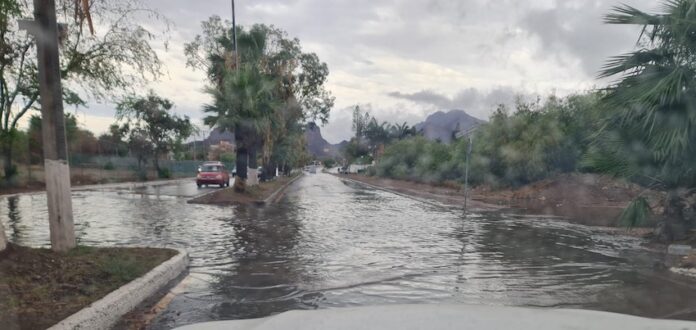Registra Guaymas las primeras lluvias; derivado de la formación de celdas en la zona serrana, comenzó a caer agua a eso de las tres de la madrugada.
