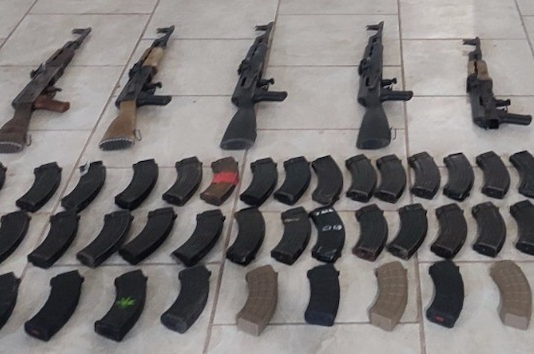 Aseguran en Tubutama cinco armas largas