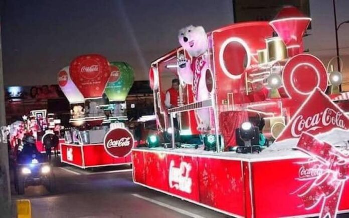30 carros elegórico en la Caravana Coca Cola 2024, en Hermosillo; con un gran ambiente navideño estará llevándose a cabo el día 7 de diciembre.