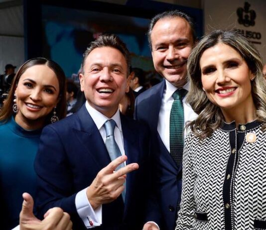 Asiste Toño Astiazarán a toma de protesta de Gobernador de Jalisco