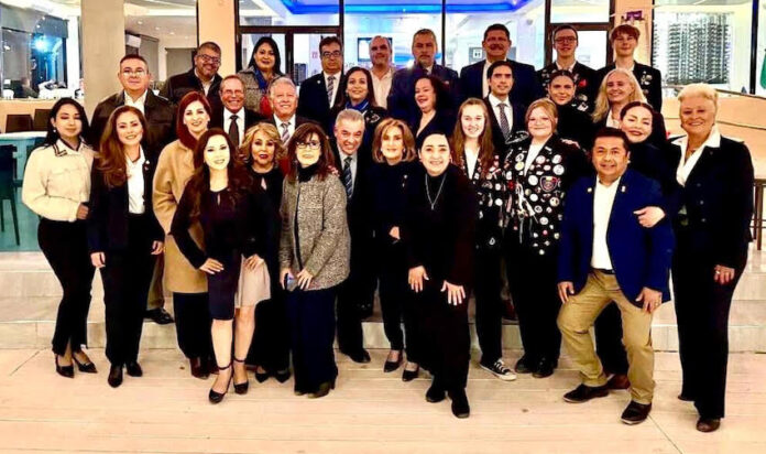 Visita de la Gobernadora del Distrito 4100 del Club Rotario a Puerto Peñasco; fue recibida con entusiasmo por los socios del club local.