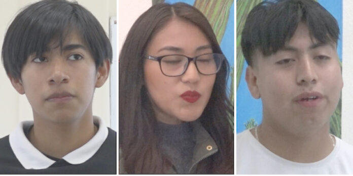 Jóvenes estudiantes Comca’ac agradecen a Gobernador Durazo por Telebachillerato en Desemboque; fue inaugurado hoy y les permitirá continuar con sus estudios de educación media superior en instalaciones dignas.