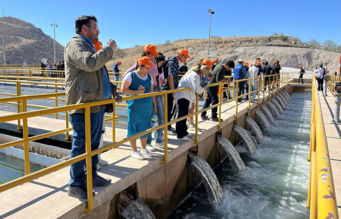 Recorren participantes del concurso Salvemos el Aguah potabilizadoras del Municipio; aplicarán los conocimientos adquiridos en el diseño de una campaña de difusión en redes sociales sobre el cuidado del agua.