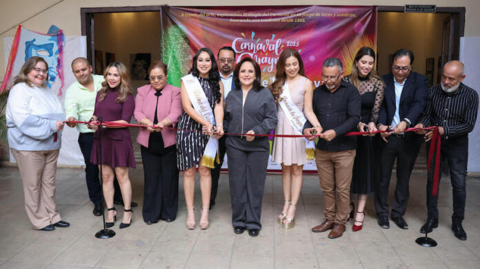Inauguran “Ruta del arte” del Carnaval Guaymas 2025, con la exposición pictórica “Estampas del carnaval: relieve, luz y sombra”.