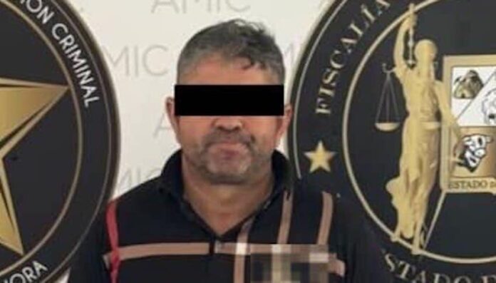 Bajo proceso penal por homicidio; su víctima fue encontrada en cementerio clandestino en la carretera 26, de Hermosillo.