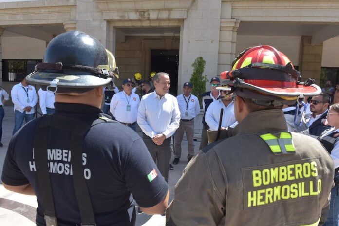 Participa Gobierno de Hermosillo en Primer Simulacro Nacional; realizado en Palacio Municipal junto con trabajadores y ciudadanos en un tiempo de respuesta récord.