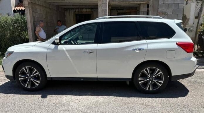 #GUAYMAS Roban camioneta Nissan en Niza; los ladrones se la llevaron durante la madrugada de este día lunes.