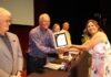 Entregan reconocimientos a docentes y personal del Cobach
