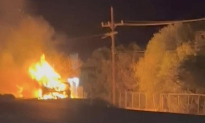 ¡Dos horas de terror viven vecinos de Pericos!; ‘estamos bajo fuego; tenemos mucho miedo’, comentan personas del poblado, municipio de Badiraguato.