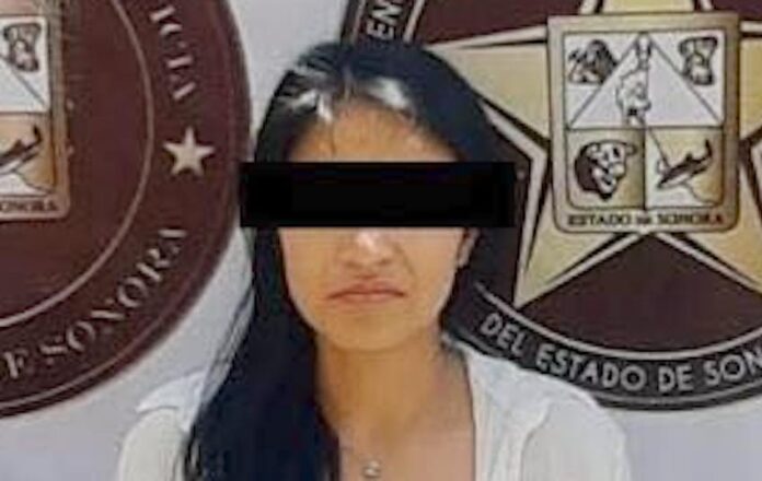 Mujer es detenida con droga durante un cateo; operativo llevado a cabo en un domicilio de la colonia Jesús García.
