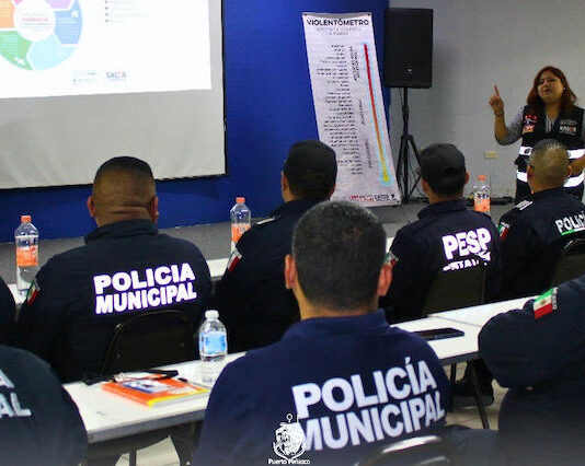 ¡En Puerto Peñasco capacitan a policías!