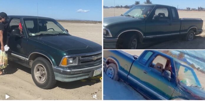 7#EMPALME Roban camioneta del centro de la ciudad; estaba estacionada cerca de la Farmacia Guadalajara.