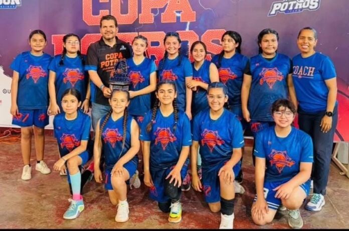 #GUAYMAS Es Diamantes subcampeón estatal de basketball femenil; en torneo celebrado los días 2 al 4 de mayo, en Navojoa.