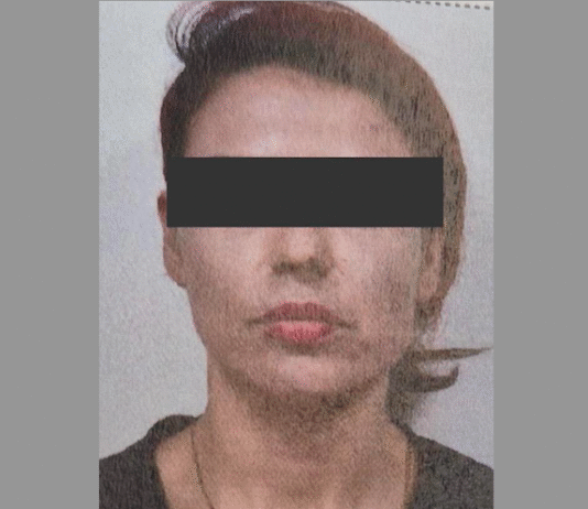 Mujer es acusada de privación ilegal de la libertad calificada