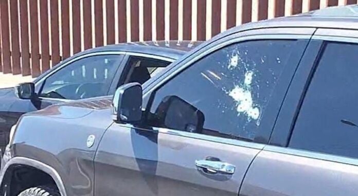 Privan de la vida a joven residente de Yuma, Arizona; los hechos ocurrieron la tarde de hoy lunes en la línea fronteriza, cuando viajaba en su vehículo.1