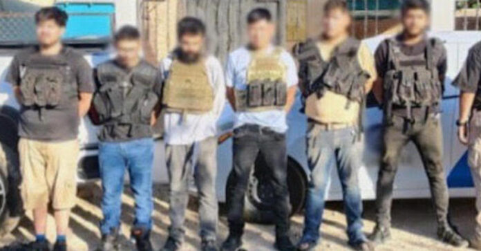 #ALTAR Caen 6 miembros de una célula delictiva, con 9 fusiles; fueron asegurados en el municipio de Altar, Sonora.