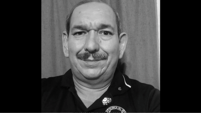 Muere Maestro cuando daba clases; Sergio Treviño Coronado, con más de 30 años de servicio; descanse en paz.