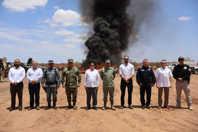 #Hermosillo Incineran 2 toneladas y media de narcóticos; evento llevado a cabo esta mañana en la ciudad de Hermosillo.