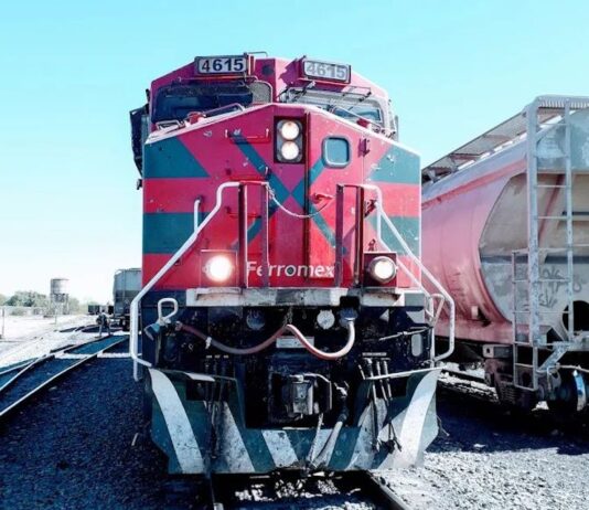 Trabajador de Ferromex sufre accidente; cayó de un tren en movimiento