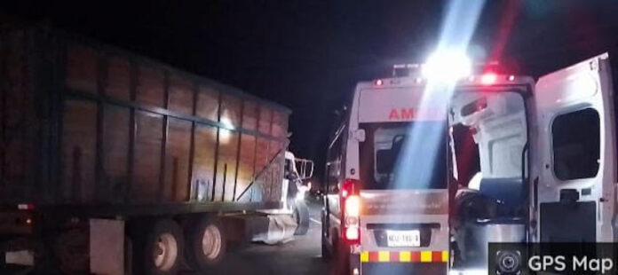 Choque en la carretera de Libramiento; reportan dos personas heridas; se registra tráfico lento, se recomienda precaución a los automovilistas en tránsito.