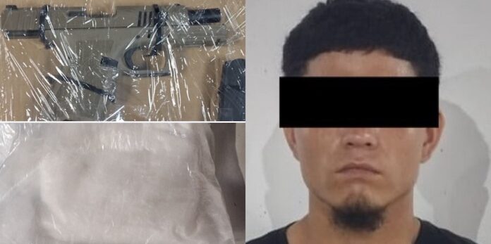 #Hermosillo Detienen a sujeto armado, y con droga; durante operativo coordinado en la colonia Arboledas, de Hermosillo.