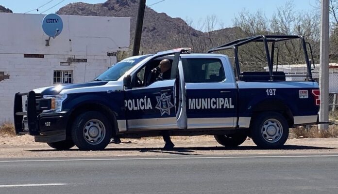 Sargento de la Marina provoca movilización policial; en un Departamento de la calle 12 se niega a pagar a una dama.