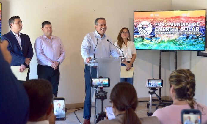 Participará Steve Wozniak, cofundador de Apple, en el Cuarto Foro Mundial de Energía Solar en Hermosillo, anuncia Toño Astiazarán; contará con las conferencias magistrales de Steve Wozniak, creador de la primera computadora personal, y Carlos Moreno, impulsor del concepto “Ciudad de 15 Minutos”.