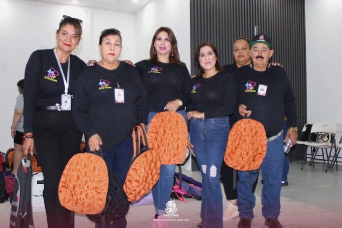 Se entregan 1,000 mochilas y útiles escolares a estudiantes de tres niveles educativos; en apoyo al inicio del nuevo ciclo escolar.
