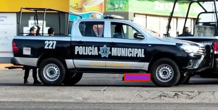 Asesinan a balazos a un hombre frente a un Oxxo; los hechos ocurrieron esta tarde de martes.