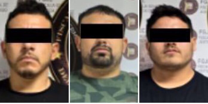 #Nogales Tres detenidos por secuestro agravado y asociación delictuosa; Víctor “N”, Paúl Alfonso “N” y Adán “N”, de Nogales, Sonora.