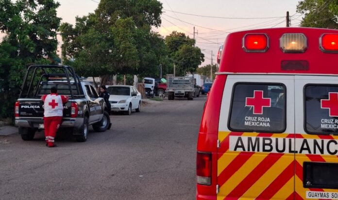 Hallan sin vida a un hombre, en el interior de un vehículo en desuso; probable causa de su deceso, un golpe de calor.