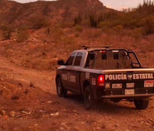 Hombre es hallado sin vida en una ‘brecha’ cerca de la ‘Juárez’