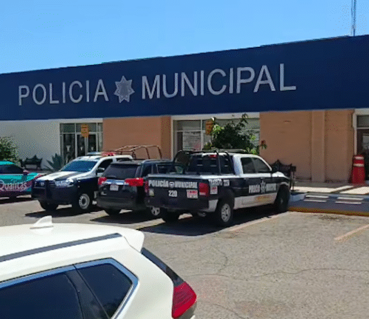 Roban motocicleta en Miramar