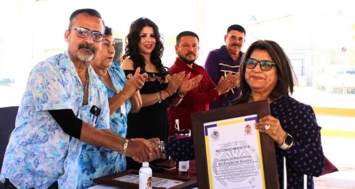 Celebran en Puerto Peñasco el Día Internacional de la Mujer Indígena; evento que estuvo encabezado por el presidente municipal, Dr. Óscar Eduardo Castro Castro.