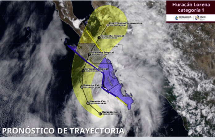 #Nacional El huracán Lorena continúa intensificándose, paralelo a costas de BCS; los desprendimientos nubosos del sistema originarán lluvias intensas (de 75 a 150 mm) en Sonora (centro y sureste).