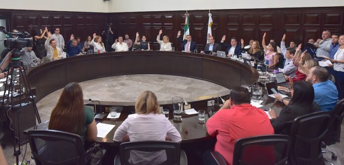 #Hermosillo Institucionaliza Cabildo programa Biciclando a favor de la economía de mujeres; en sesión ordinaria aprobaron institucionalizar el programa Biciclando y destinar 2 millones de pesos para su operatividad.