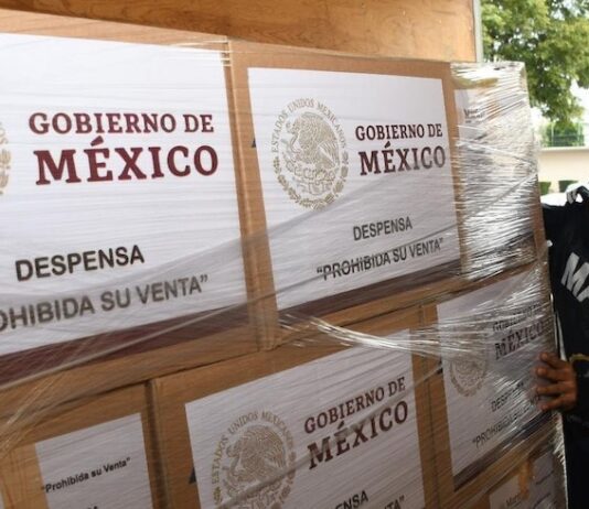 Instalan centro de acopio en apoyo a damnificados de 4 estados del país