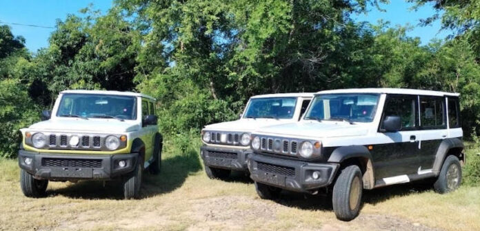 #Nacional Recuperan vehículos de gama alta nuevos con reporte de robo; se trata de siete camionetas de gama alta, modelo 2026, encontradas en estado de abandono en zona boscosa.