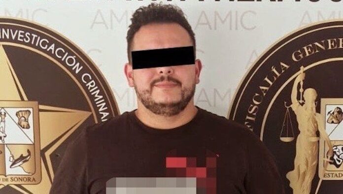 #Hermosillo Sujeto detenido por maltrato animal en un centro canino; se trata de Alán “N”, de hechos ocurridos el pasado día 9 de octubre, en la capital del estado.