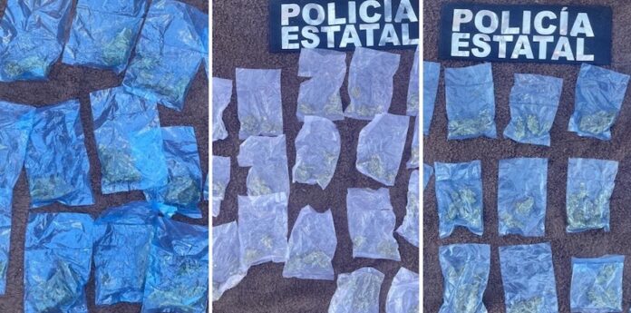 #Hermosillo  Confiscan 81 dosis de droga en el poblado Miguel Alemán; cuatro jóvenes fueron capturados en carretra al poblado Miguel Alemán, costa de Hermosillo.