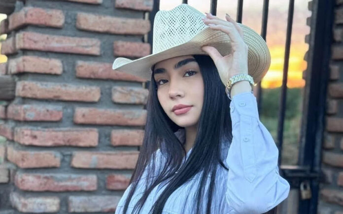 #Empalme  Bella candidata a reina de la ‘Expo’; Madelyn Pamela Medina Vargas, de 19 años, estudiante de veterinaria en la UVM.