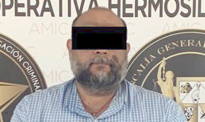 #HERMOSILLO Vinculado a proceso Sergio Alejandro “N” por fraude en Hermosillo; el imputado opera una empresa de bienes raíces para aparentar tener en venta inmuebles que no le pertenecían; figura en 14 carpetas de investigación por hechos similares.