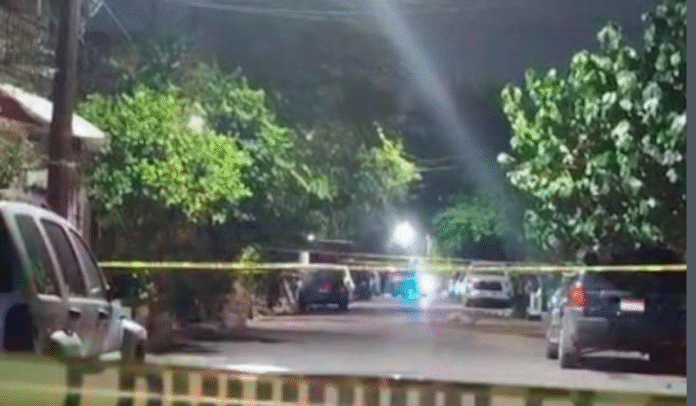 #Nacional Asesinan a hombre tras pleito por pasear a su perro; fue identificado como Juan Herrera Zapata, de 65 años de edad, de oficio albañil.