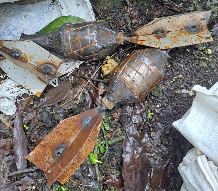 #Nacional Desmantelan campamento clandestino y aseguran material bélico; encuentran 94 artefactos explosivos y aproximadamente 250 kilos de nitrato de amonio.