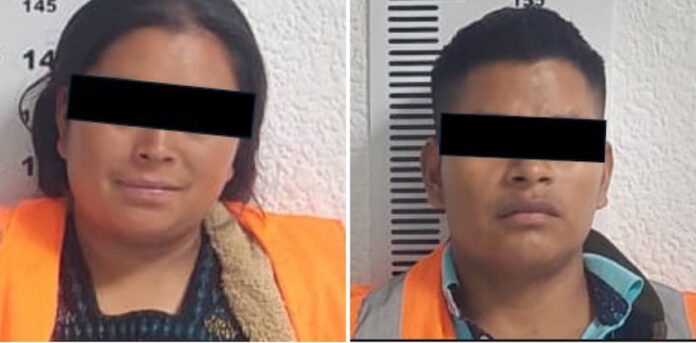 #Hermosillo Tenían privados de la libertad a migrantes de Chiapas; entre ellos 10 menores de edad y tres adultos; ministeriales lograron capturar a una pareja, durante un cateo.
