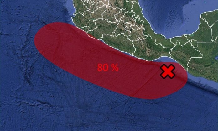 #Nacional Por formarse un nuevo huracán en el Pacífico; zona de baja presión al sur de Salina Cruz, presenta probabilidad del 70% de desarrollo ciclónico.